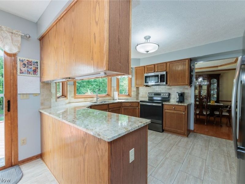 10305 Dayflower Drive, Twinsburg, OH 44087 Photo 9