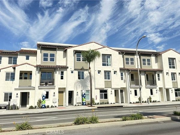 685 S Brea Boulevard, Unit 104, Brea, CA 92821