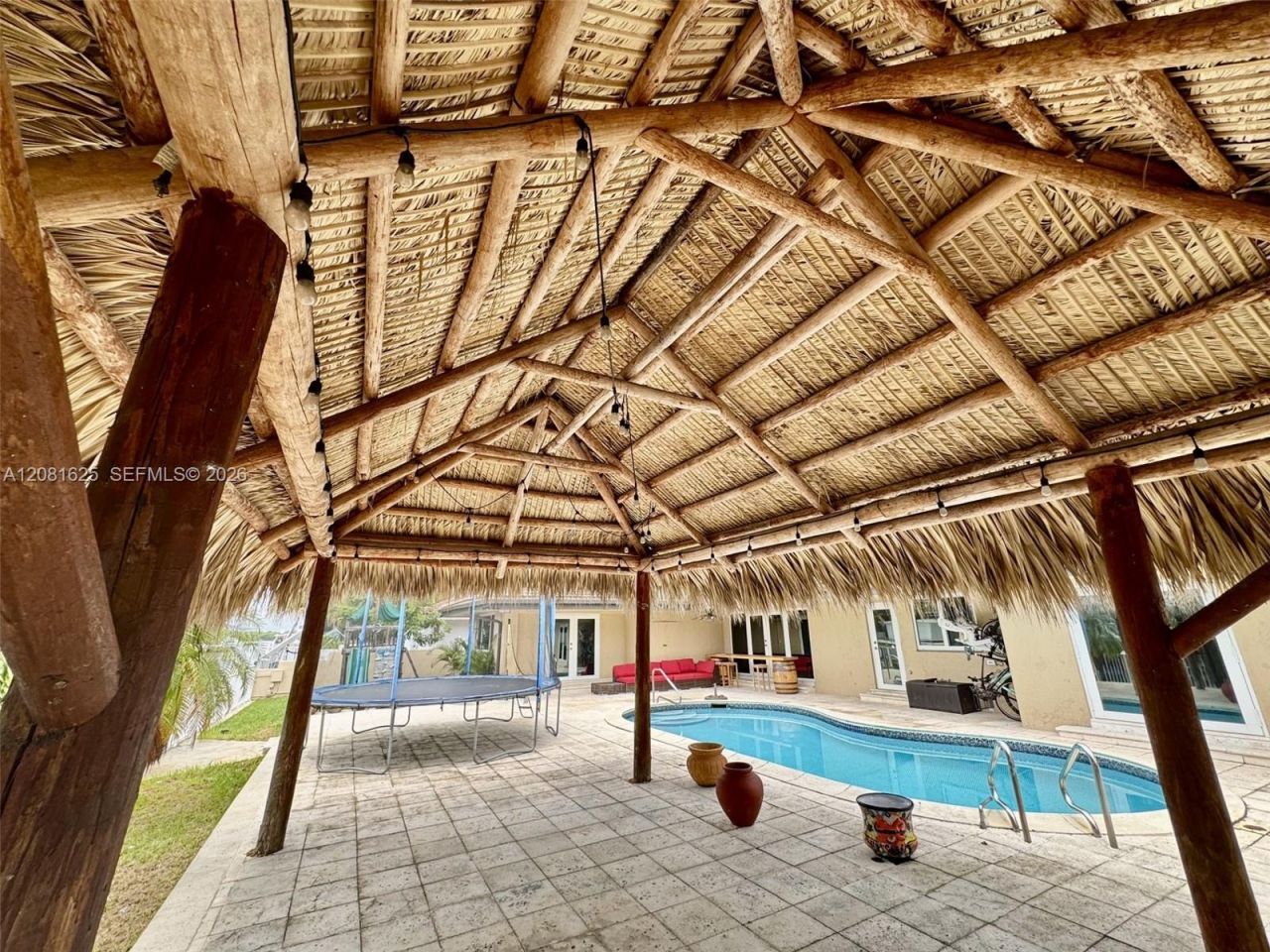 3324 NE 167th St, North Miami Beach, FL 33160 Photo