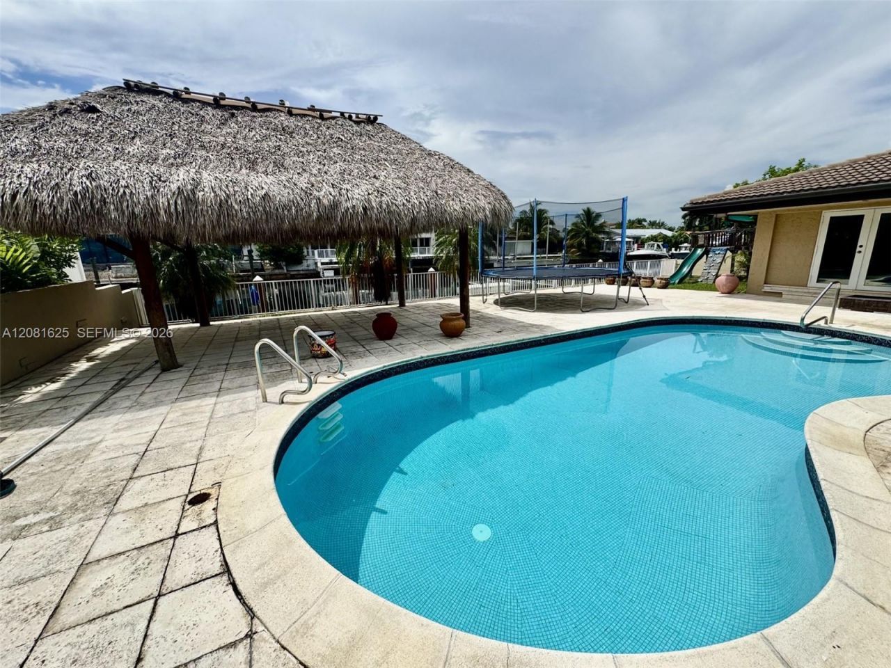 3324 NE 167th St, North Miami Beach, FL 33160 Photo