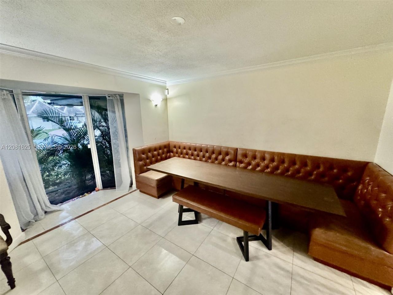 3324 NE 167th St, North Miami Beach, FL 33160 Photo