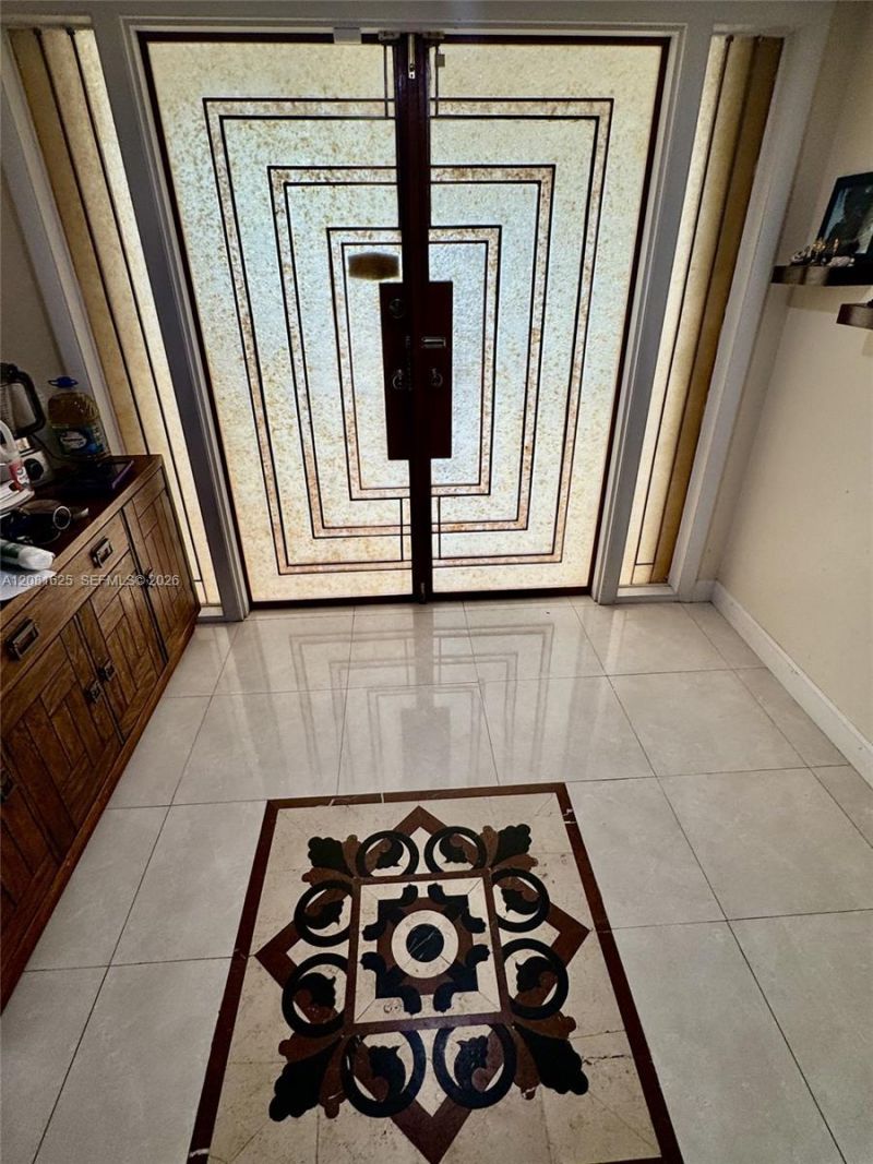 3324 NE 167th St, North Miami Beach, FL 33160 Photo