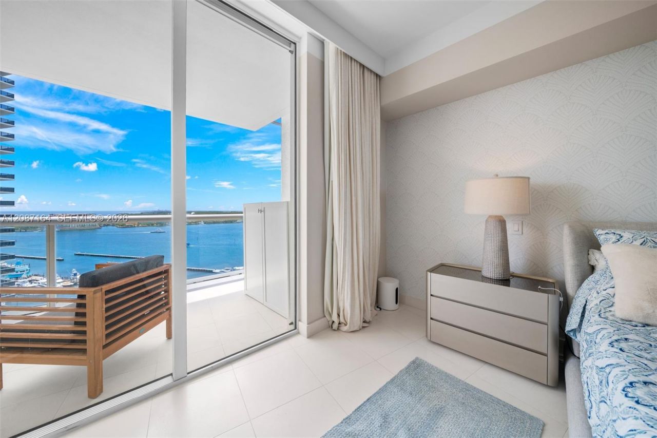 450 Alton Rd, Unit 2105, Miami Beach, FL 33139 Photo