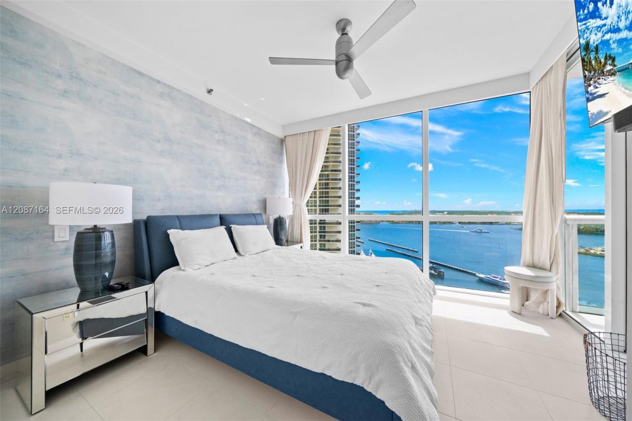 450 Alton Rd, Unit 2105, Miami Beach, FL 33139 Photo