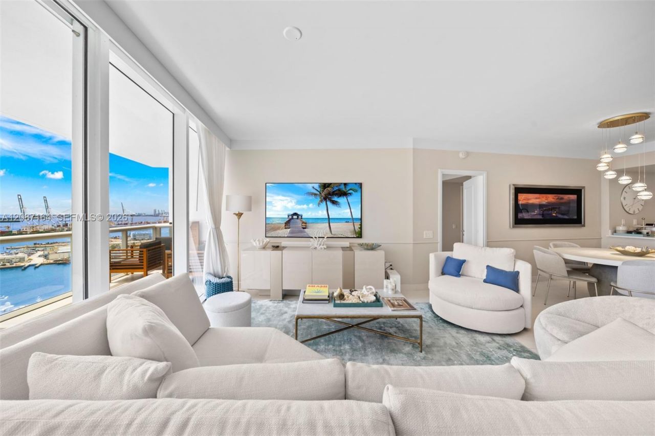 450 Alton Rd, Unit 2105, Miami Beach, FL 33139 Photo