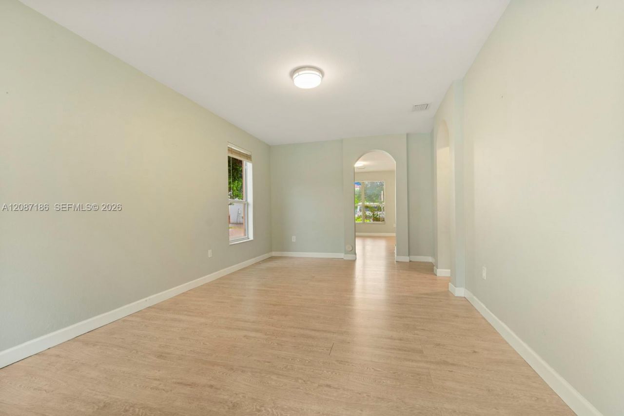 9041 SW 169th Path, Miami, FL 33196 Photo