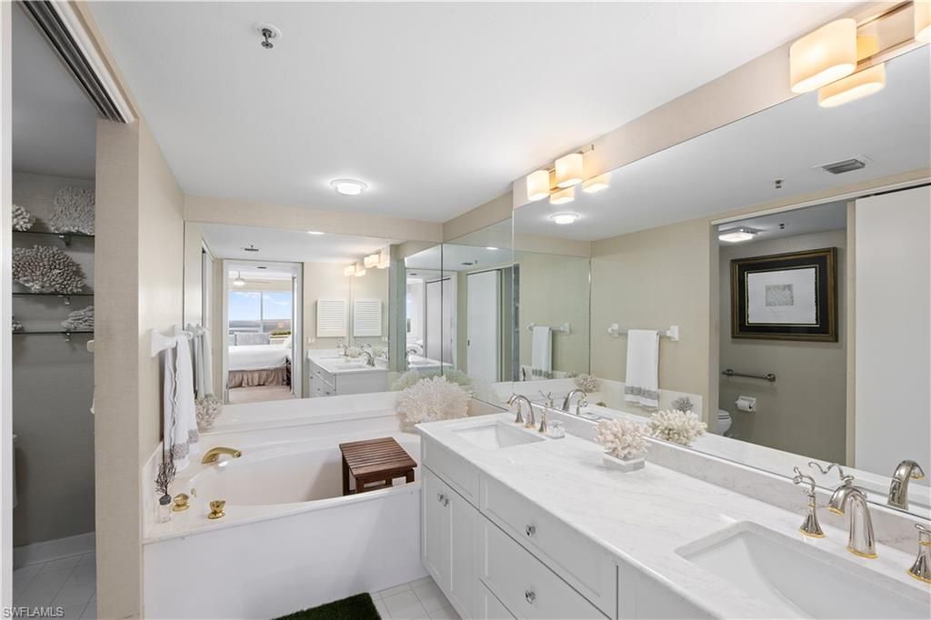 6825 Grenadier Blvd, Unit 1102, Naples, FL 34108 Photo