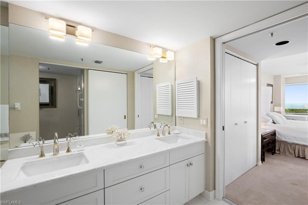 6825 Grenadier Blvd, Unit 1102, Naples, FL 34108 Photo