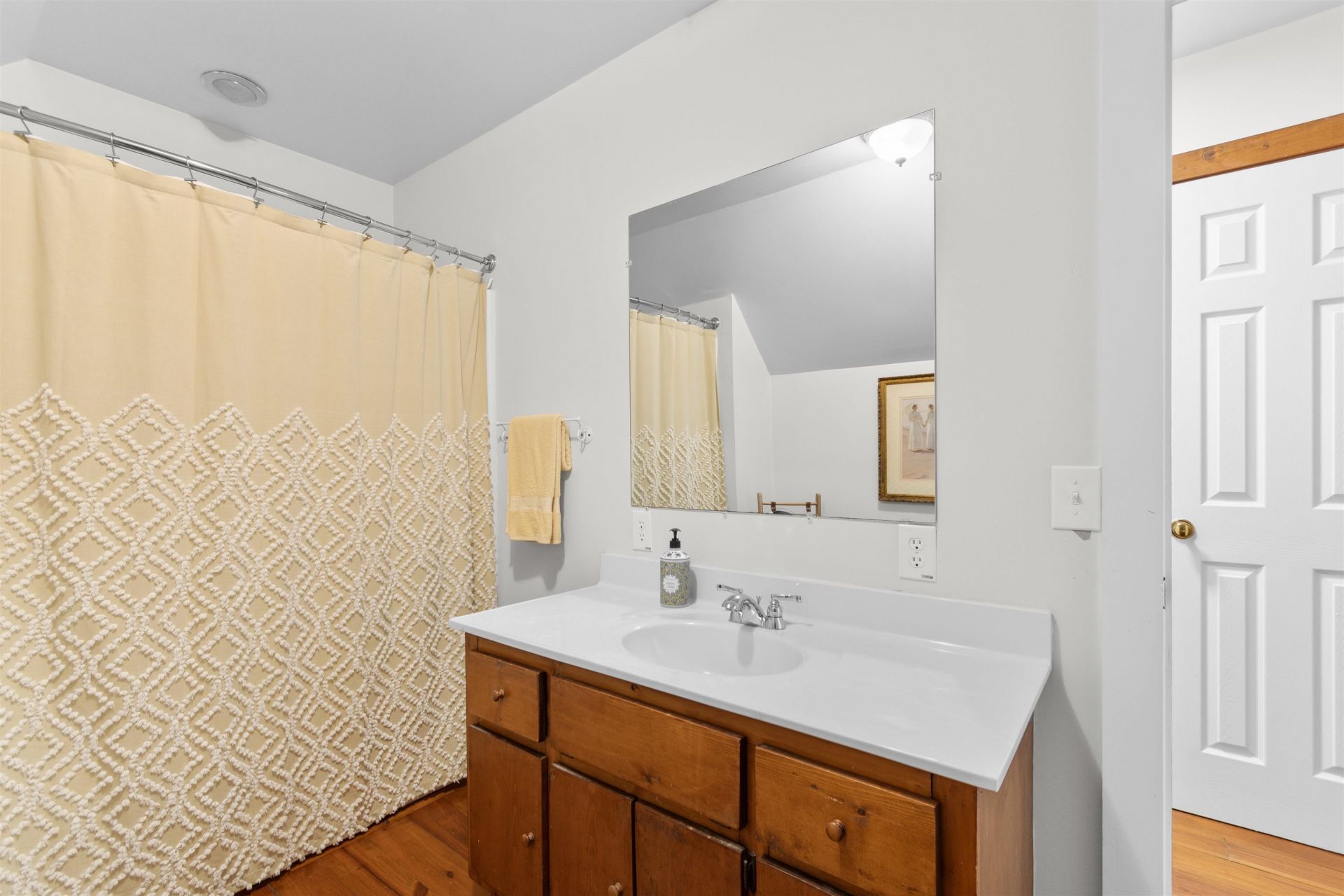 160 Comanche Dr. Photo 34