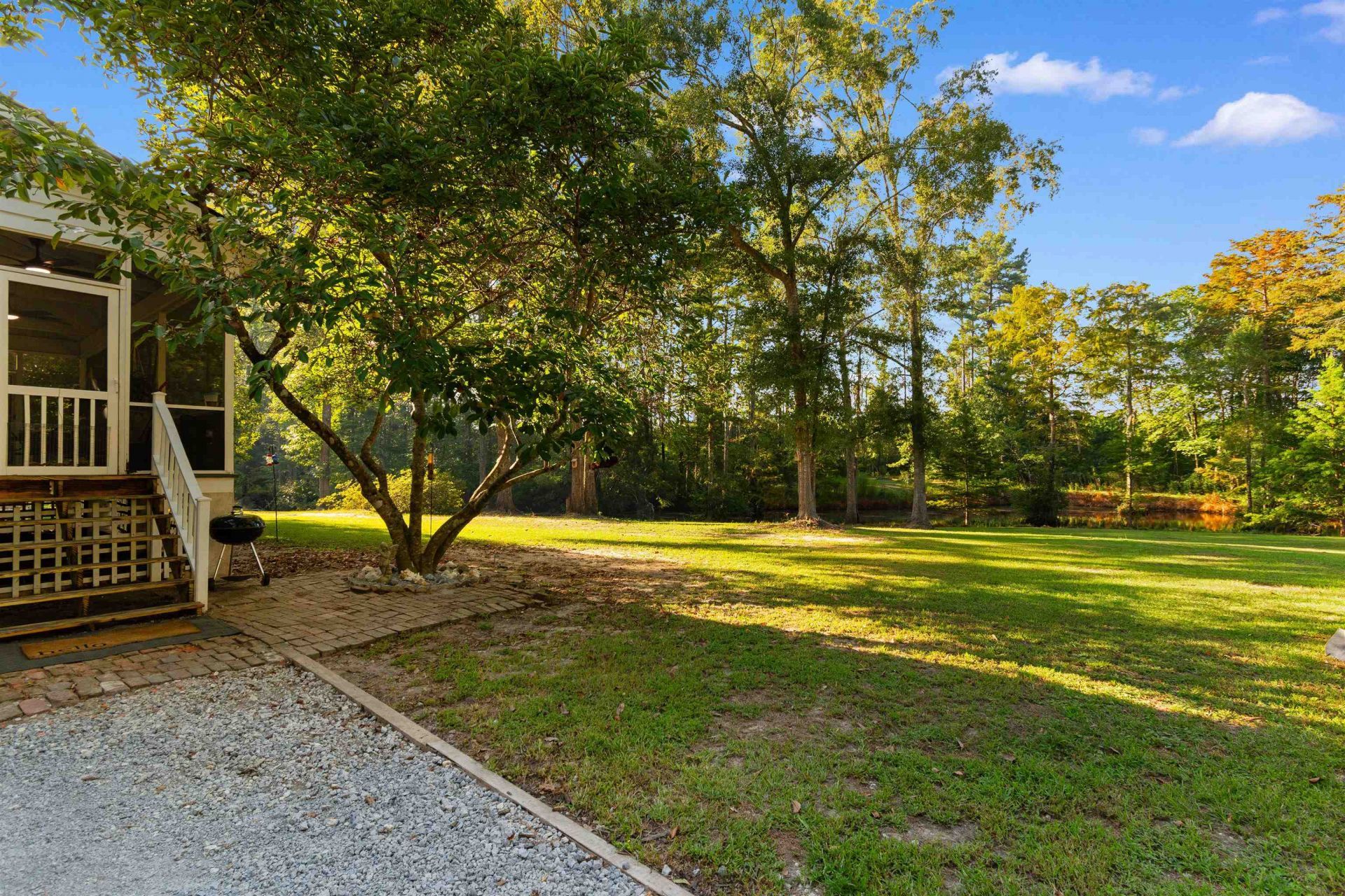 160 Comanche Dr. Photo 45