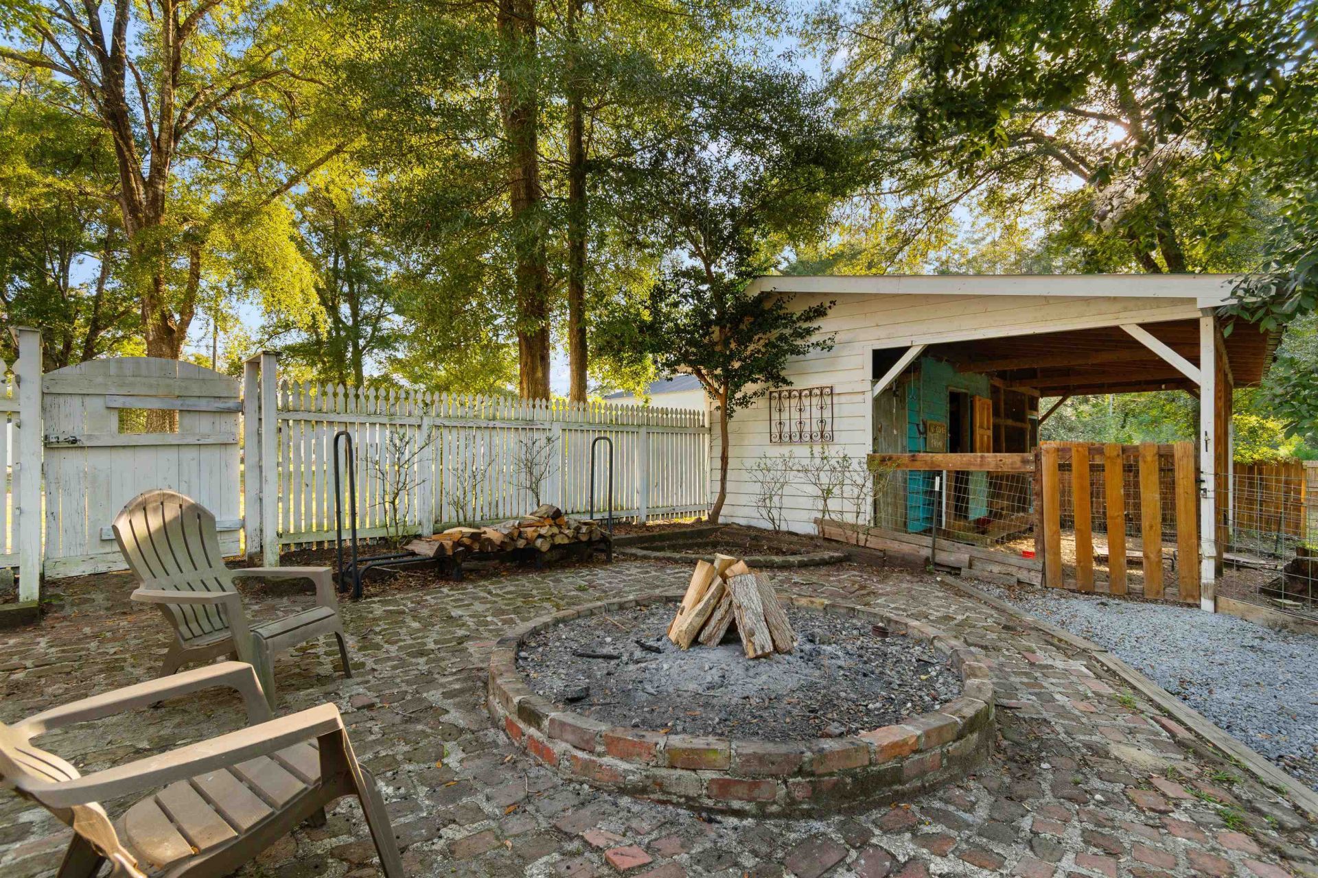 160 Comanche Dr. Photo 46