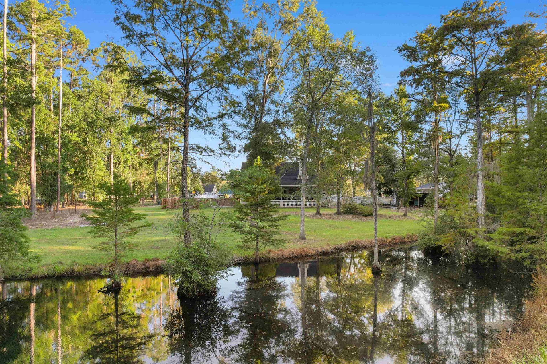 160 Comanche Dr. Photo 52