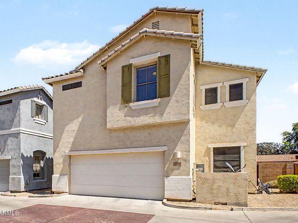 889 E STOTTLER Drive, Gilbert, AZ 85296