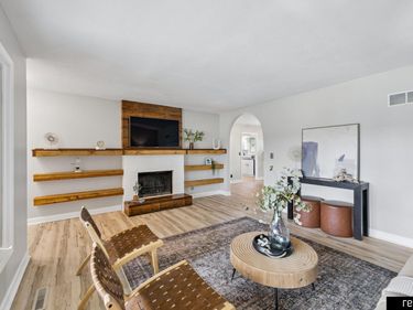 2041 N 77th Street, Lincoln, NE 68505