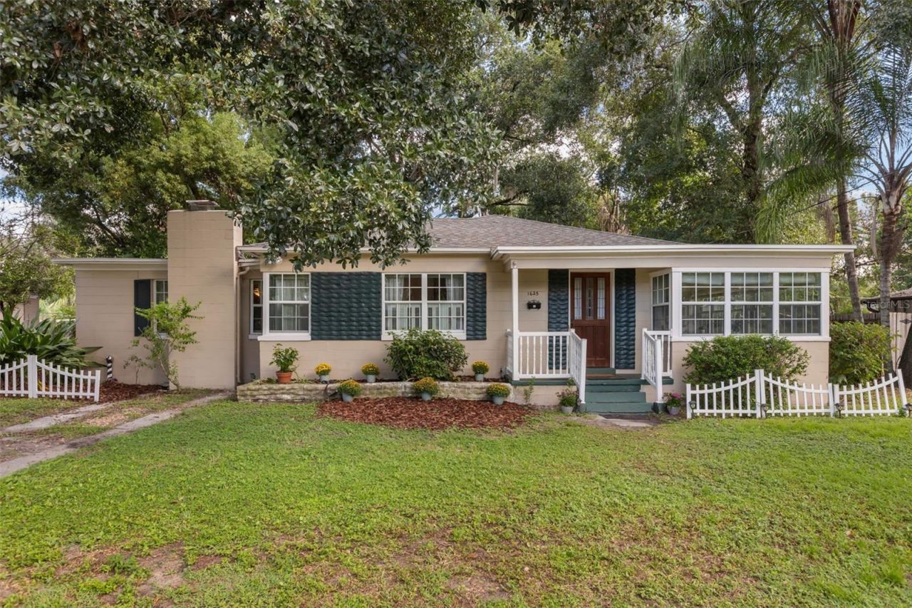 1625 Hull Circle, Orlando, FL 32806 Main Photo