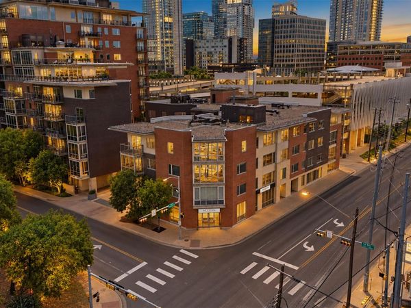 901 W 9th ST, Unit 216, Austin, TX 78703
