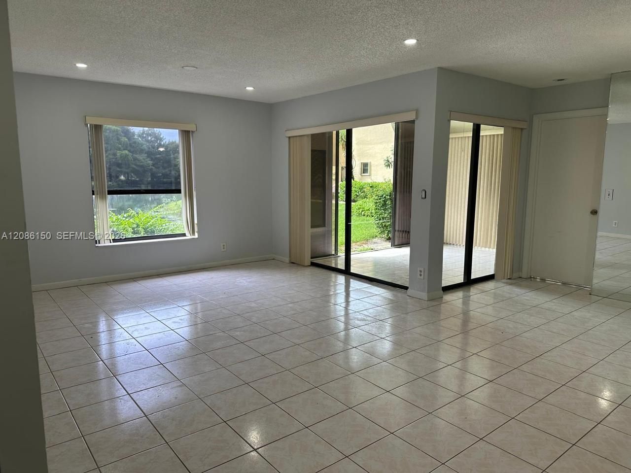 3679 Cocoplum Cir, Unit 3528, Coconut Creek, FL 33063 Photo