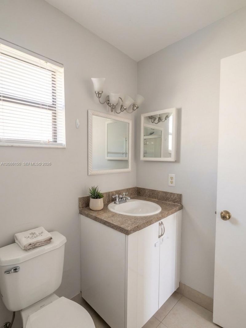 3679 Cocoplum Cir, Unit 3528, Coconut Creek, FL 33063 Photo