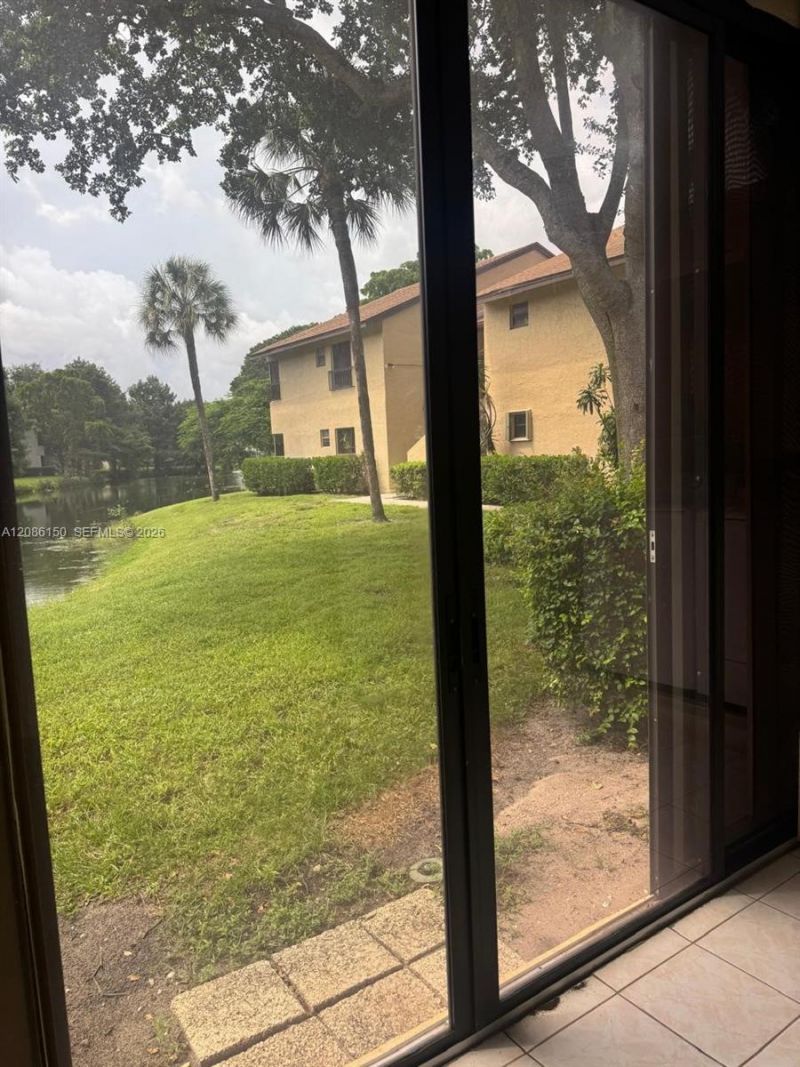3679 Cocoplum Cir, Unit 3528, Coconut Creek, FL 33063 Photo