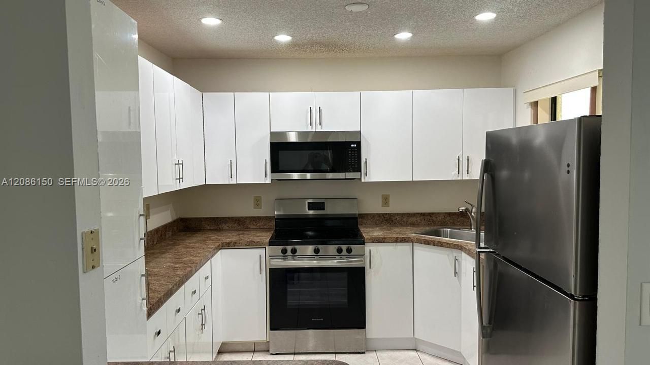 3679 Cocoplum Cir, Unit 3528, Coconut Creek, FL 33063 Photo