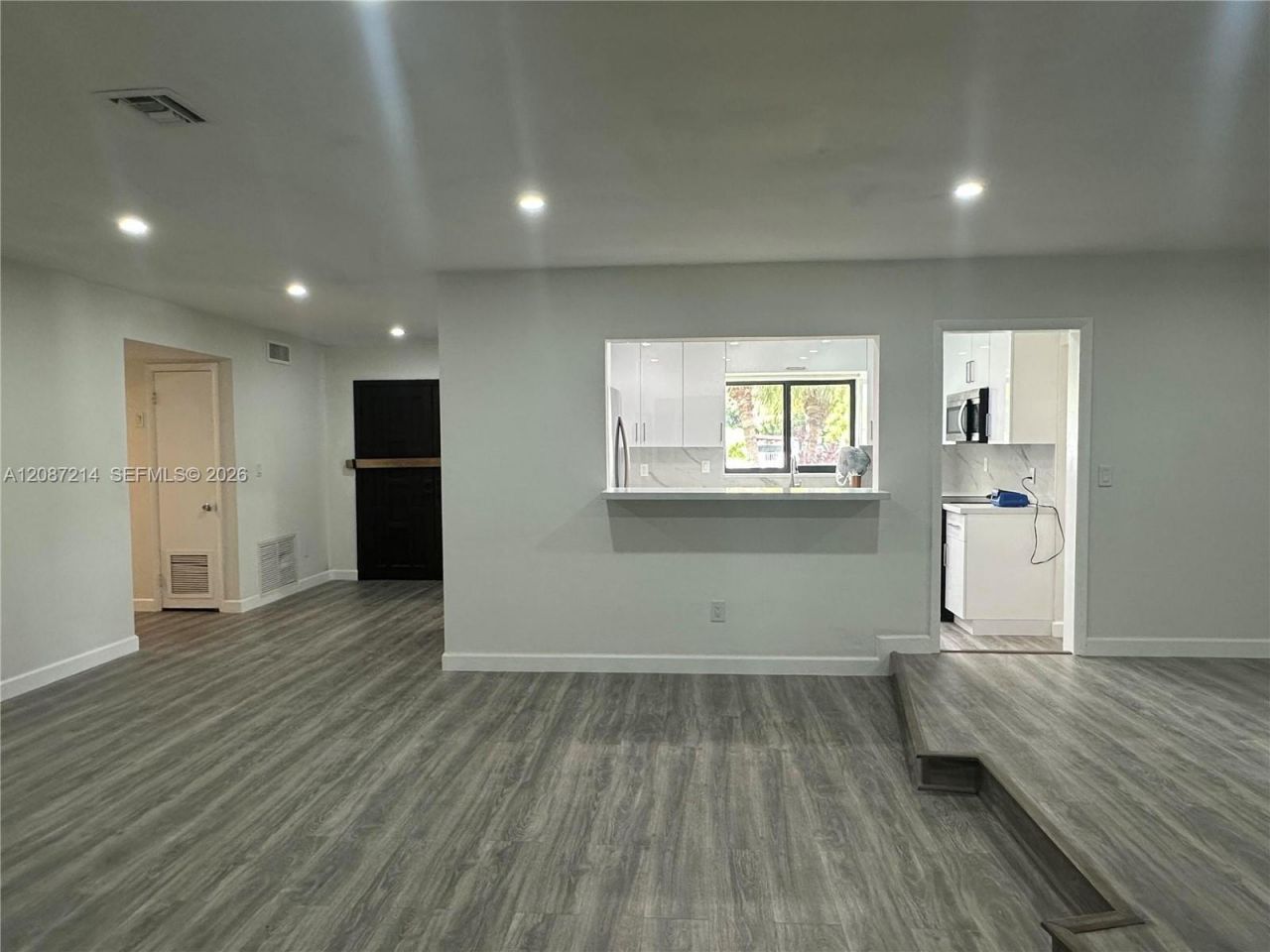 2025 NW 191st St, Miami Gardens, FL 33056 Photo