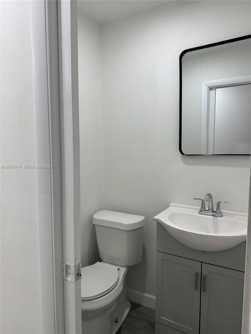 2025 NW 191st St, Miami Gardens, FL 33056 Photo