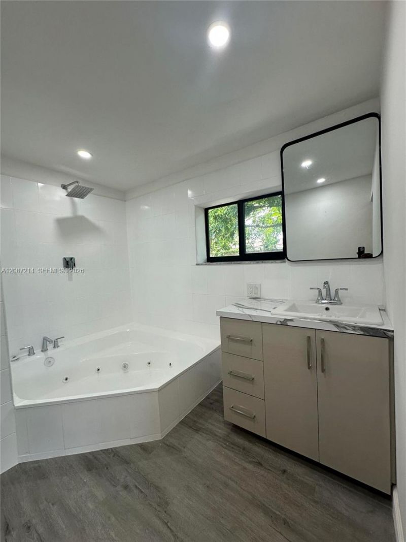 2025 NW 191st St, Miami Gardens, FL 33056 Photo