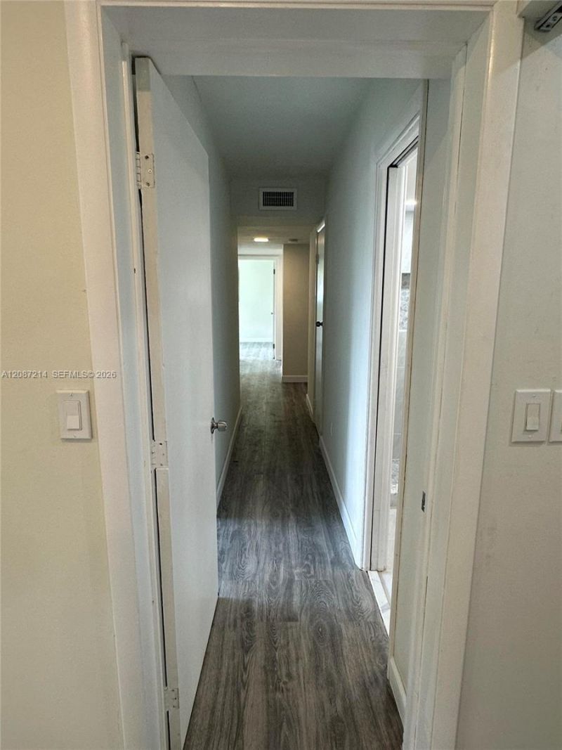 2025 NW 191st St, Miami Gardens, FL 33056 Photo