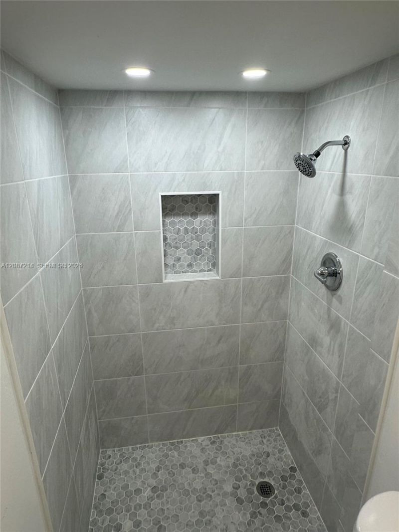 2025 NW 191st St, Miami Gardens, FL 33056 Photo