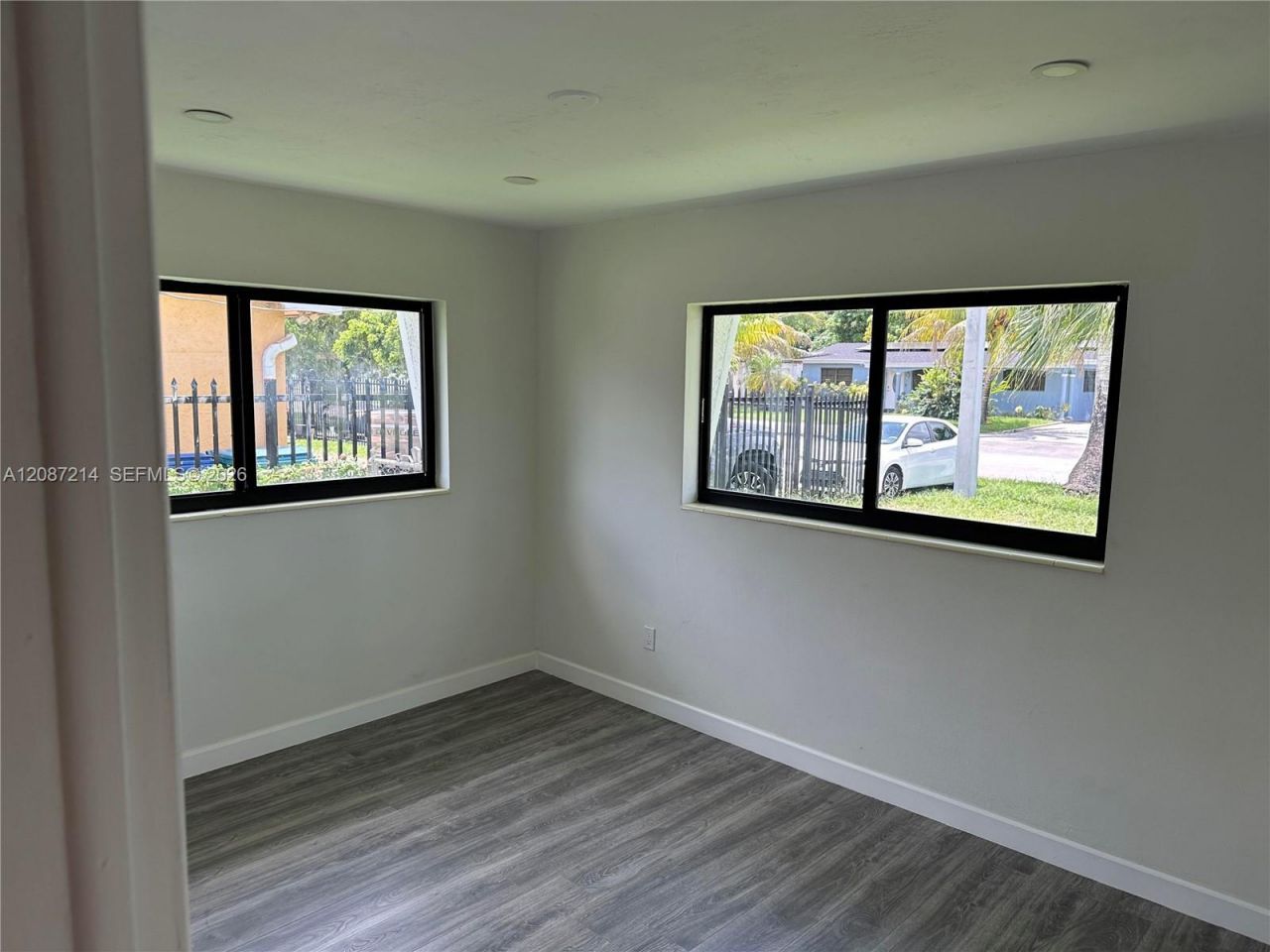 2025 NW 191st St, Miami Gardens, FL 33056 Photo