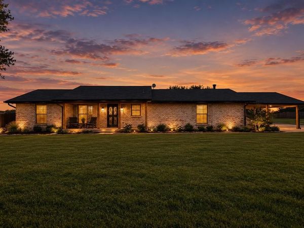 452 E Pecan Tree Road, Waxahachie, TX 75165