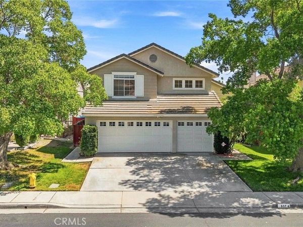 637 Avondale, Corona, CA 92879