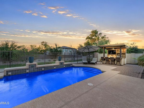 4390 S WHITE Drive, Chandler, AZ 85249
