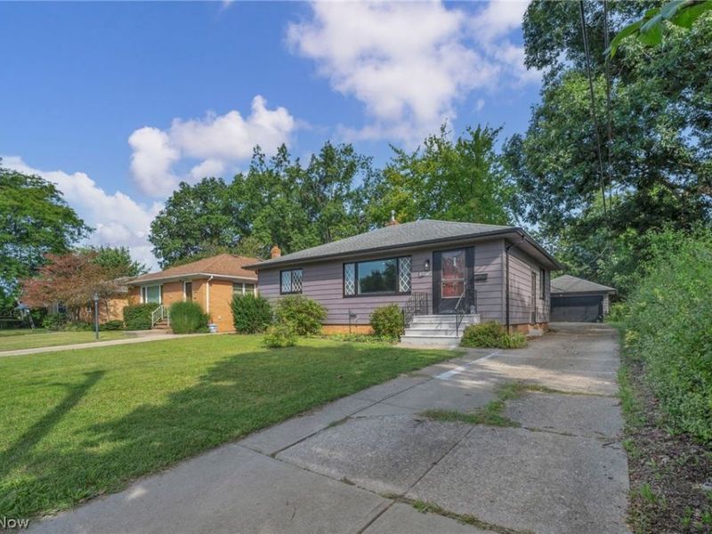 14813 Wheeler Road, Maple Heights, OH 44137 Photo 4