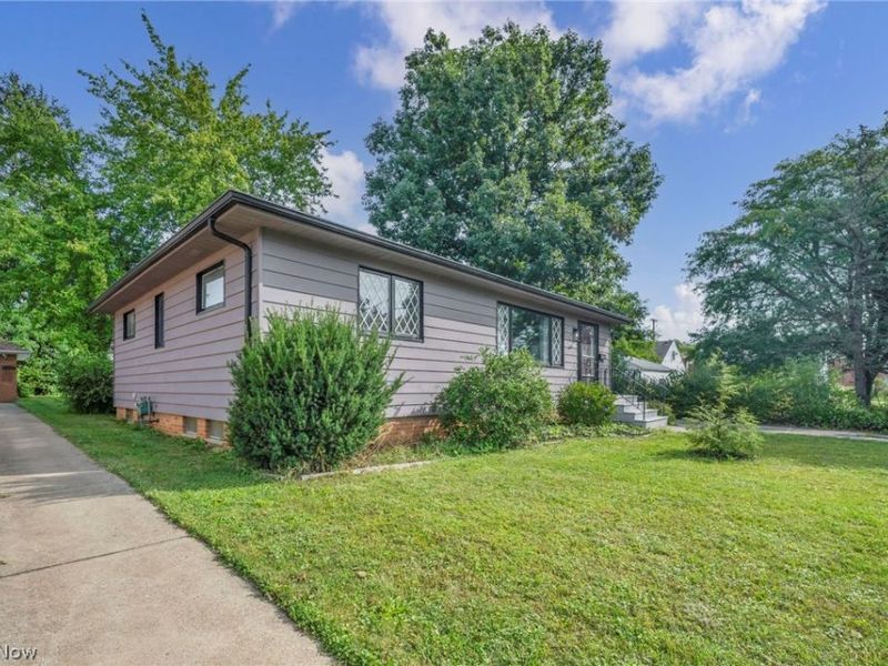 14813 Wheeler Road, Maple Heights, OH 44137 Photo 5