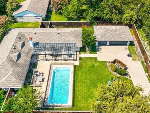 5857 Charlestown Drive, Dallas, TX 75230