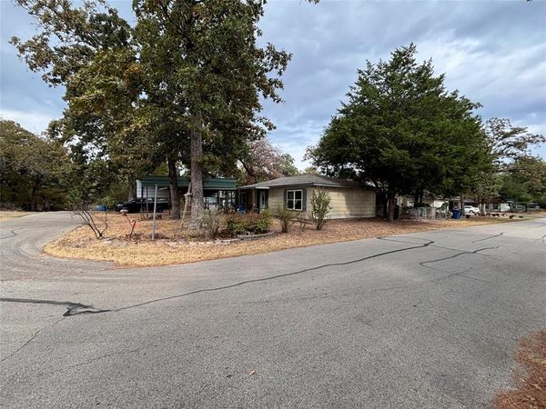 913 Woodland Trail, Tool, TX 75143