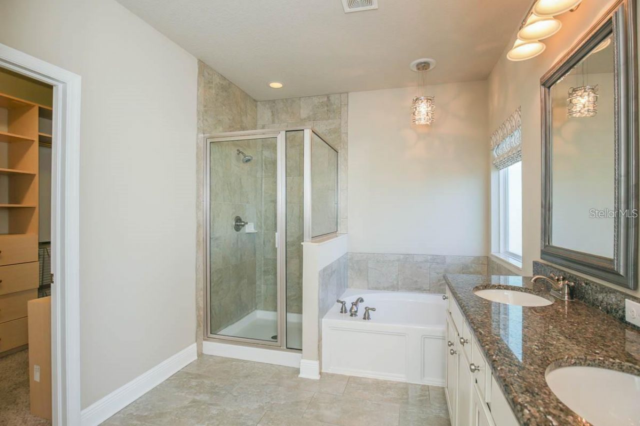 14304 Parkside Ridge Way, Lithia, FL 33547 Photo