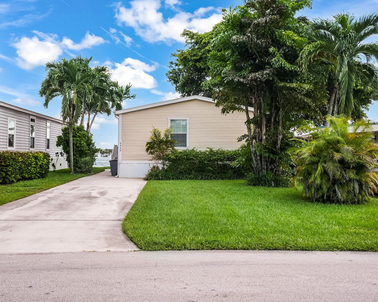 5420 Lagoon Drive, Fort Lauderdale, FL 33312 Photo