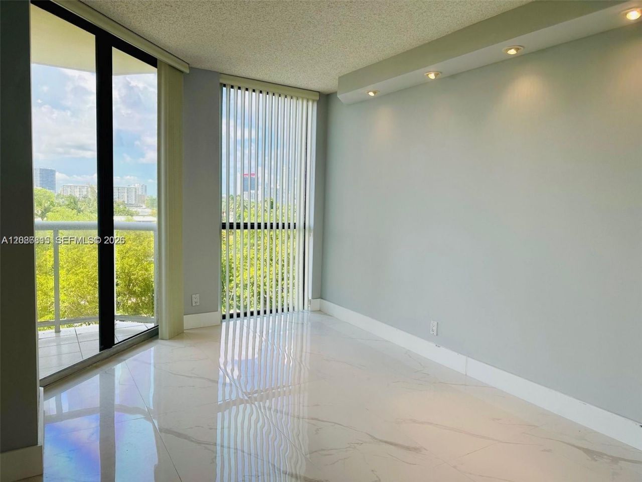 3640 Yacht Club Dr, Unit 503, Aventura, FL 33180 Photo