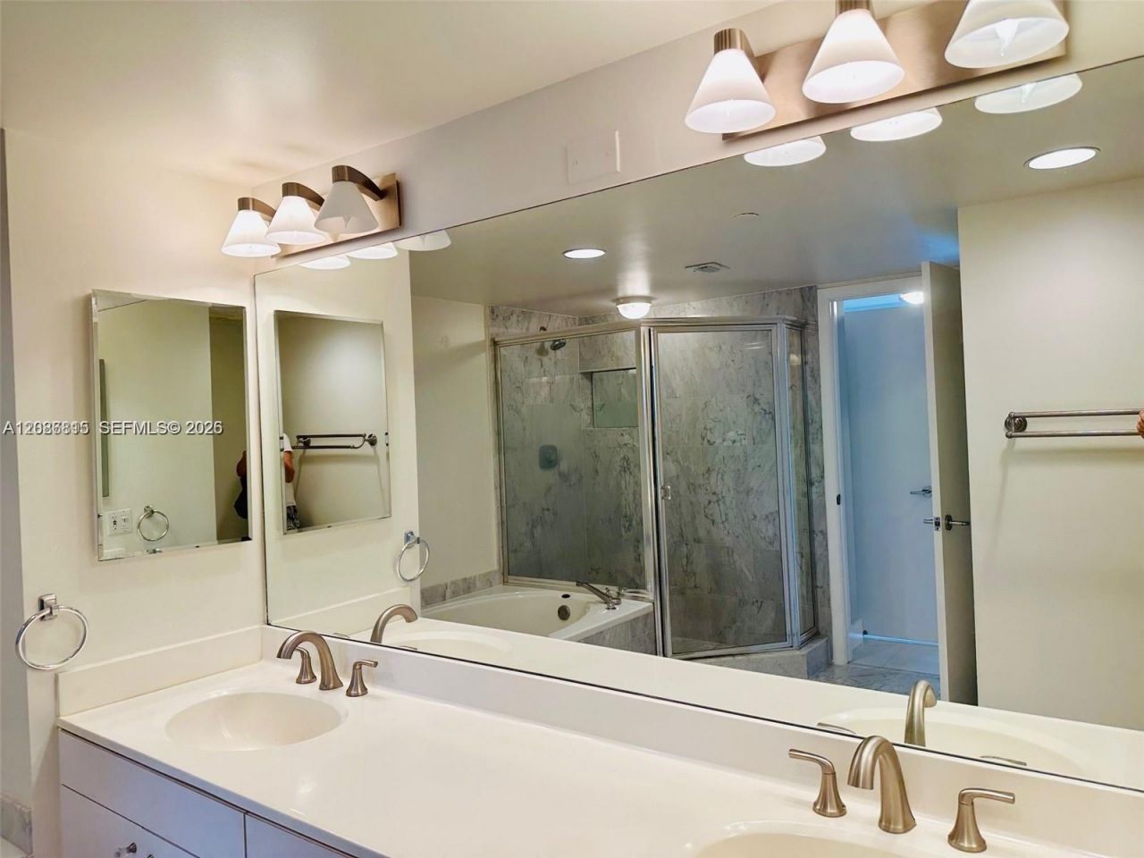 3640 Yacht Club Dr, Unit 503, Aventura, FL 33180 Photo