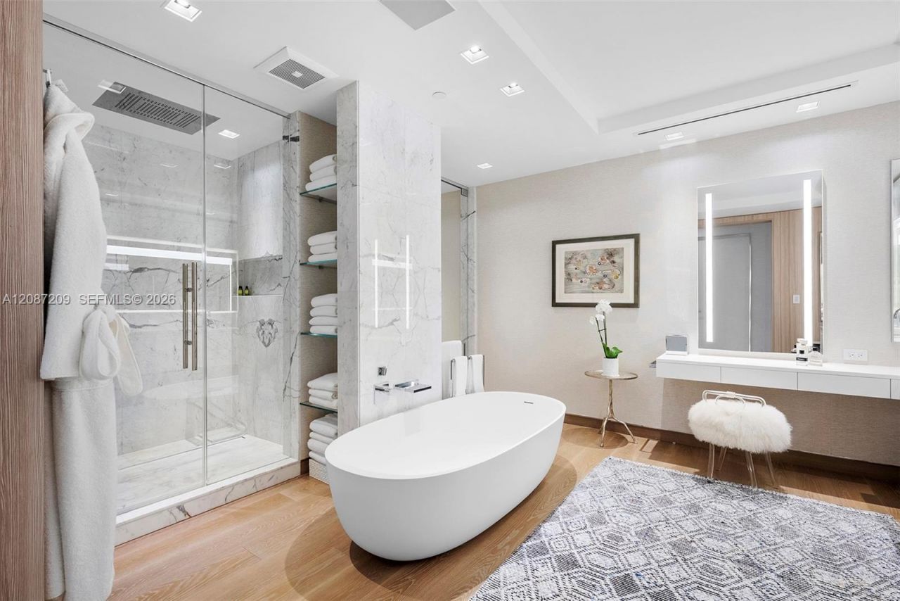 7052 Fisher Island Dr, Unit 7052, Miami Beach, FL 33109 Photo