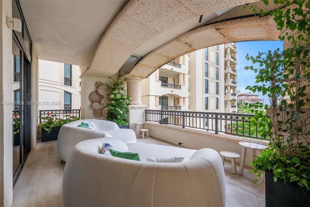 7052 Fisher Island Dr, Unit 7052, Miami Beach, FL 33109 Photo