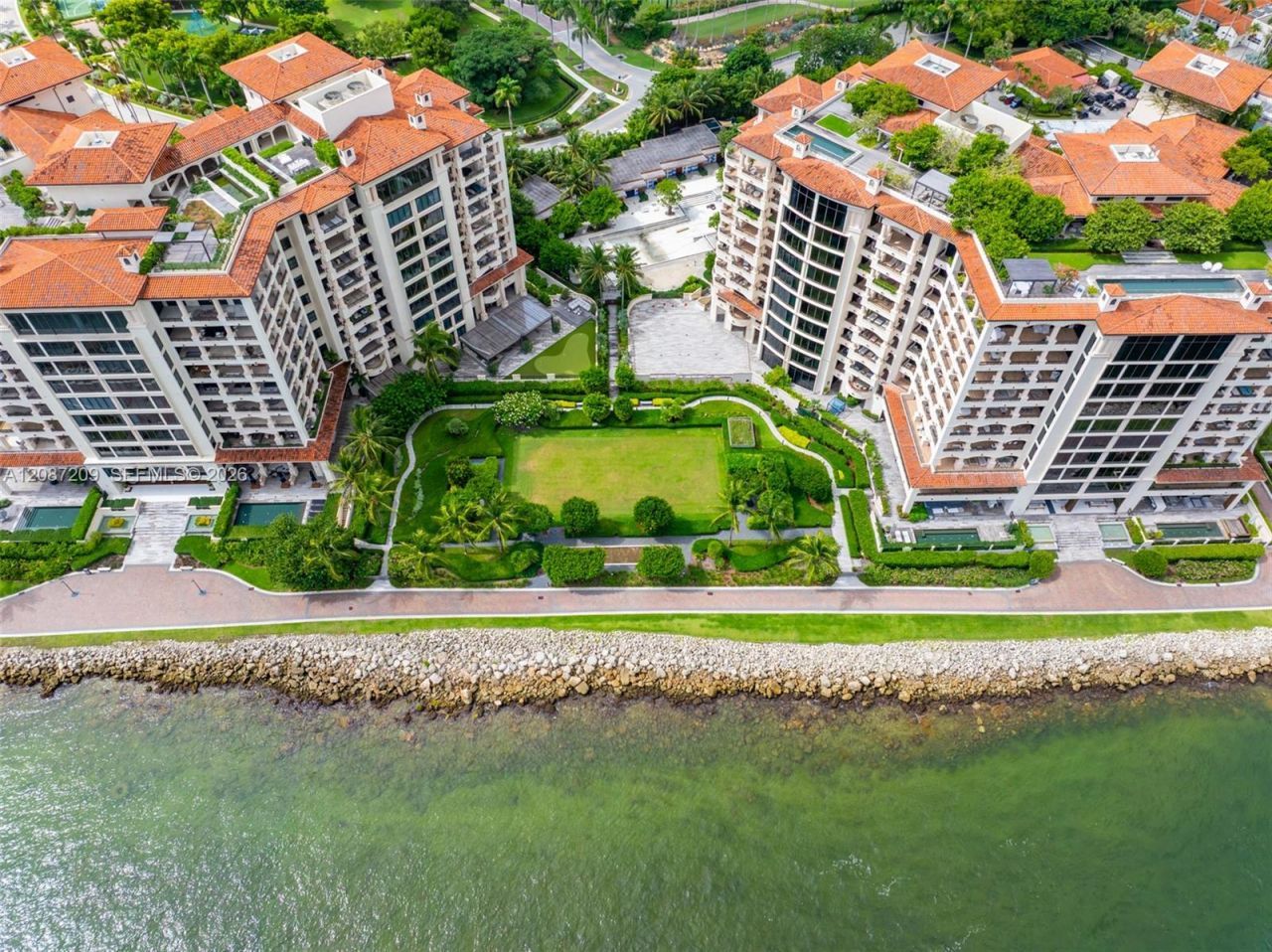 7052 Fisher Island Dr, Unit 7052, Miami Beach, FL 33109 Photo
