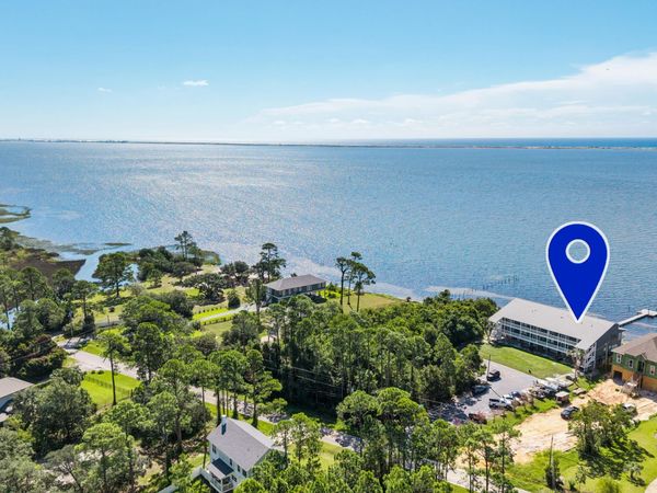 5539 Soundside Drive, Unit L, Gulf Breeze, FL 32563