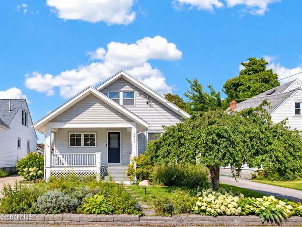 3017 Edgewood Avenue, Schenectady, NY 12306