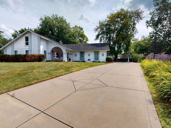 611 Sun Valley Court, Indianapolis, IN 46217