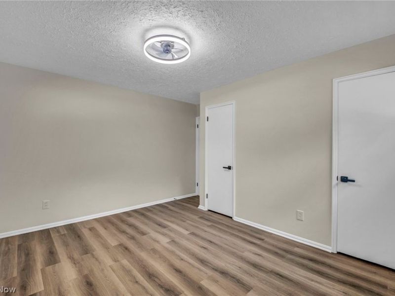 9019 Newkirk Drive, Parma Heights, OH 44130 Photo 11