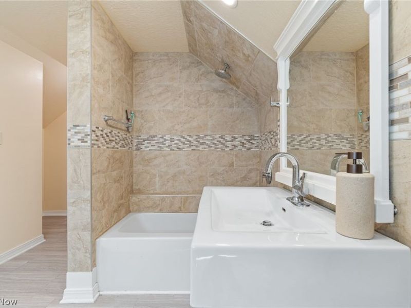 1121 Valleyview Avenue SW, Canton, OH 44710 Photo 17
