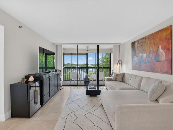 1863 Bridgewood Drive, Boca Raton, FL 33434